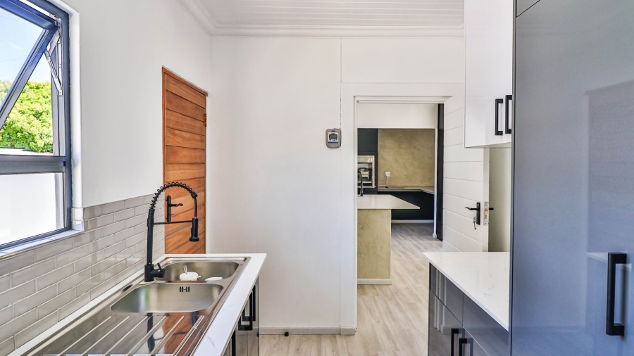 4 Bedroom Property for Sale in Kleinmond Western Cape